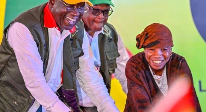Référendum du 21 septembre : le Mouvement Rouge Jaune Vert mobilise à Faranah sous le parrainage d’Ahmed Kanté