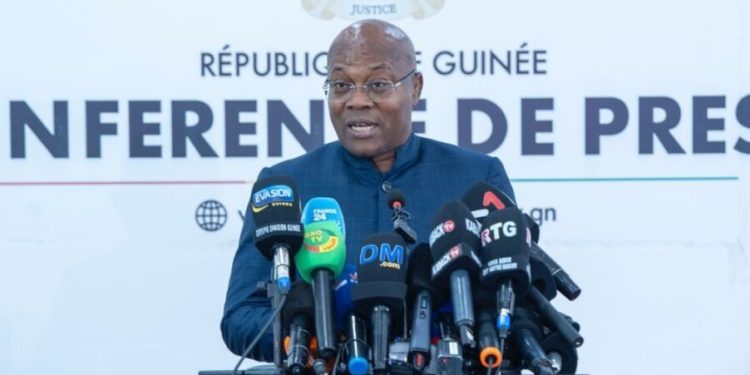 Appel à manifestation des FVG: "C'est un tract sans fondement légal" selon Ousmane Gaoual Diallo 1 Suspension de l’UFDG par le MATD: Ousmane Gaoual la met au compte de 4 raisons