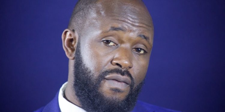 Tribune : Briser les chaînes de corruption et des détournements de fonds publics pour bâtir une Guinée prospère 1 Tribune : Briser les chaînes de corruption et des détournements de fonds publics pour bâtir une Guinée prospère