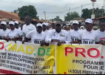 Campagne référendaire : Sanguiana fait le plein à Kouroussa et dit OUI à la nouvelle Constitution