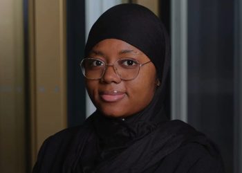 Référendum en Guinée: entre communication publique et politique,  une communicante relève des confusions dans les ministères.