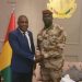 Candidature à la présidentielle : le Général Konaté invite le Général Doumbouya à écouter le peuple qui lui demande la continuité