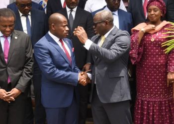 En route pour Washington, le Ministre Mourana Soumah prend une part active à la session de validation du cadrage macroéconomique 2024. Le rebasage du PIB guinéen change la donne et augure de bonnes perspectives pour le pays ! 8 En route pour Washington, le Ministre Mourana Soumah prend une part active à la session de validation du cadrage macroéconomique 2024. Le rebasage du PIB guinéen change la donne et augure de bonnes perspectives pour le pays !