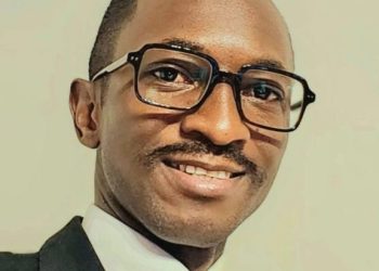 Le président Mamady Doumbouya ne gouverne pas sous tutelle : la grâce présidentielle accordée au capitaine Moussa Dadis CAMARA est irrévocable et l’ONU n’a ni le droit, ni le pouvoir de l’annuler un acte de souveraineté (Robert Sarah MANO) 10 Le président Mamady Doumbouya ne gouverne pas sous tutelle : la grâce présidentielle accordée au capitaine Moussa Dadis CAMARA est irrévocable et l’ONU n’a ni le droit, ni le pouvoir de l’annuler un acte de souveraineté (Robert Sarah MANO)