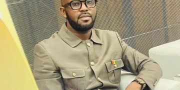 Le projet Simandou est pour la Guinée, ce que le pétrole fut pour les pays du Golfe. 10 Le projet Simandou est pour la Guinée, ce que le pétrole fut pour les pays du Golfe.