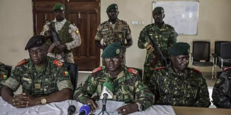 Guinée-Bissau: un groupe d'officiers dit avoir pris le contrôle du pays jusqu'à nouvel ordre 1 Guinée-Bissau: un groupe d’officiers dit avoir pris le contrôle du pays jusqu’à nouvel ordre