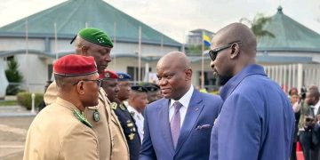 Aéroport Ahmed Sékou Touré: Brice Clotaire accueilli par Mamadi Doumbouya