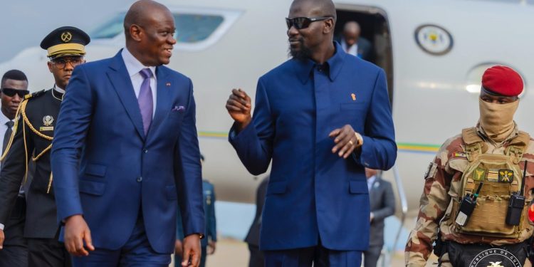 Elections en Guinée, projet Simandou: le Président gabonais salue le courage de Mamadi Doumbouya 1 Elections en Guinée, projet Simandou: le Président gabonais salue le courage de Mamadi Doumbouya