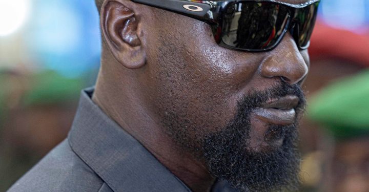 Présidentielle 2025 : Le Général Mamadi dépose-t-il sa candidature ce lundi, dernier jour pour les candidatures ? Une atmosphère peu ordinaire à la cour suprême (Constat) 1 Présidentielle 2025 : Le Général Mamadi dépose-t-il sa candidature ce lundi, dernier jour pour les candidatures ? Une atmosphère peu ordinaire à la cour suprême (Constat)