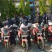 "Vol à l'arraché'': la police dote les unités spécialisées de motos pour traquer les auteurs 12 « Vol à l’arraché »: la police dote les unités spécialisées de motos pour traquer les auteurs