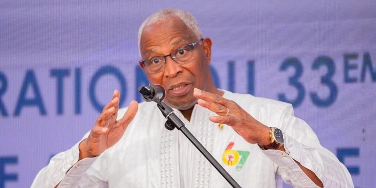 "... Pour qu'ils votent, il faut les convaincre qu'il y a un intérêt...", indique Bah Oury aux soutiens de Mamadi Doumbouya 1 « … Pour qu’ils votent, il faut les convaincre qu’il y a un intérêt… », indique Bah Oury aux soutiens de Mamadi Doumbouya