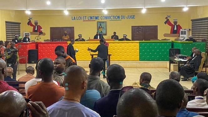 TPI DIXINN: 5 ans de prison contre deux individus pour usurpation de fonction d'avocat et escroquerie 1 TPI DIXINN: 5 ans de prison contre deux individus pour usurpation de fonction d’avocat et escroquerie