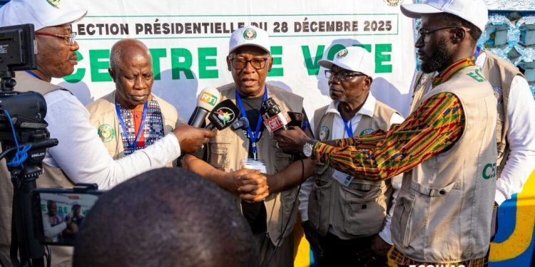 Journée électorale en Guinée : le premier constat de la mission de la CÉDÉAO à Conakry
