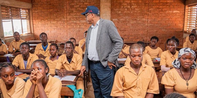 EDUCATION: le CNOSCG tente la médiation, pas de compromis, le MEPUA exhorte les autorités scolaire à assurer la continuité 1 EDUCATION: le CNOSCG tente la médiation, pas de compromis, le MEPUA exhorte les autorités scolaire à assurer la continuité