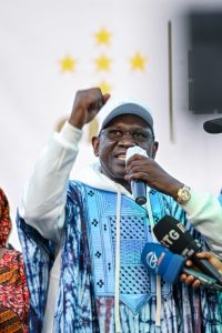 Présidentielle du 28 décembre : le Mouvement Rouge-Jaune-Vert mobilise massivement au stade de l’Amitié de Kamsar 2 IMG 20251226 WA0068