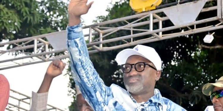 Campagne présidentielle 2025 : Mohamed Nabé de l'ARP fortement accueilli au stade Kabinet Kouyaté de Matoto 1 Campagne présidentielle 2025 : Mohamed Nabé de l’ARP fortement accueilli au stade Kabinet Kouyaté de Matoto
