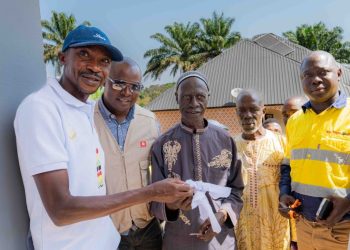 SimFer remet provisoirement des logements à Moribadou et Foma