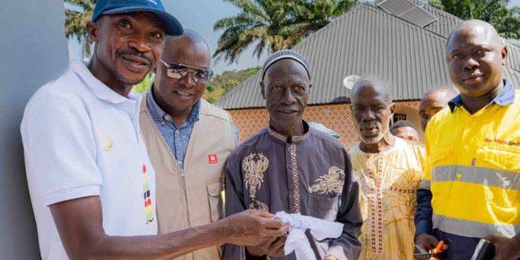 SimFer remet provisoirement des logements à Moribadou et Foma 1 SimFer remet provisoirement des logements à Moribadou et Foma