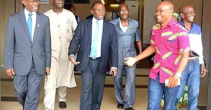 Consigne de vote : l'UFR de Sydia Touré dit n'en avoir donnée aucune à ses militants 1 Consigne de vote : l’UFR de Sydia Touré dit n’en avoir donnée aucune à ses militants