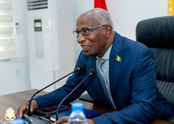 Bah Oury : de « Premier ministre intendant » à « chef d’orchestre politique »? (Tibou Kamara)