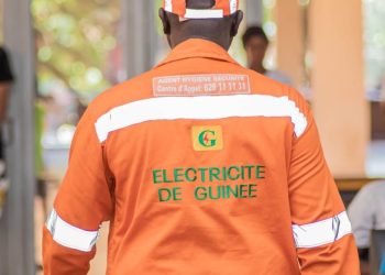 Maintenance sur la centrale flottante Karpowership : EDG annonce des coupures d&rsquo;électricité dans plusieurs quartiers de Conakry (Communiqué)