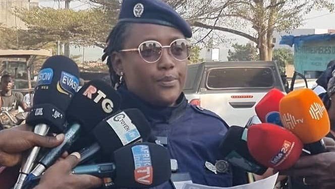 Investiture du Président : la police intensifie des opérations de déguerpissement sur les artères menant au stade de Nongo 1 Investiture du Président : la police intensifie des opérations de déguerpissement sur les artères menant au stade de Nongo