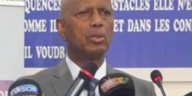 Médias : La HAC décide de l'interdiction du site koumamdedia.com en Guinée 1 Investiture du président Mamadi Doumbouya : la HAC lance l’accréditation des médias du 7 au 12 janvier (communiqué)