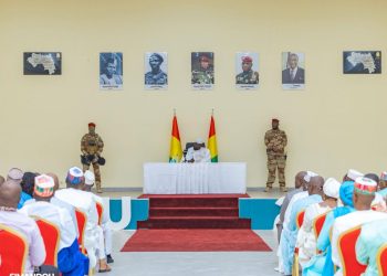 Dialogue État – Secteur privé : le Président de la République Son Excellent Mamadi DOUMBOUYA rassure et fixe le cap économique