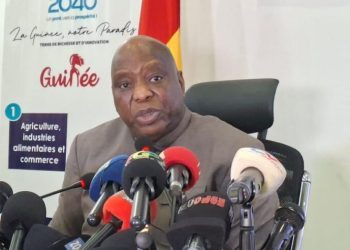 Pressé par le tollé des réseaux sociaux, Dr Morissanda Kouyaté fait face à la presse