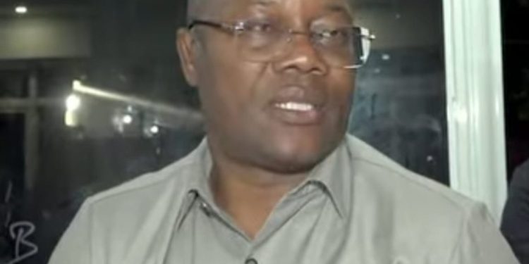 "Cette nouvelle nomination nous invite à mesurer la charge,..." (Ousmane Gaoual Diallo) 1 « Cette nouvelle nomination nous invite à mesurer la charge,… » (Ousmane Gaoual Diallo)