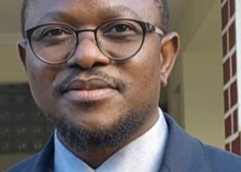 Loi organique portant statut des Présidents de la République, des anciens chefs de l’Étatet de leurs conjoints : une avancée qui consacre la maturité institutionnelle de la Guinée. (Par Joachim Baba Millimono)