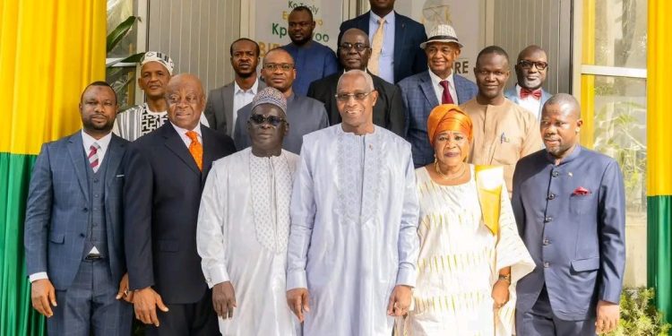 Dialogue politique : le Premier ministre échange avec les candidats à la présidentielle de décembre dernier 1 Dialogue politique : le Premier ministre échange avec les candidats à la présidentielle de décembre dernier