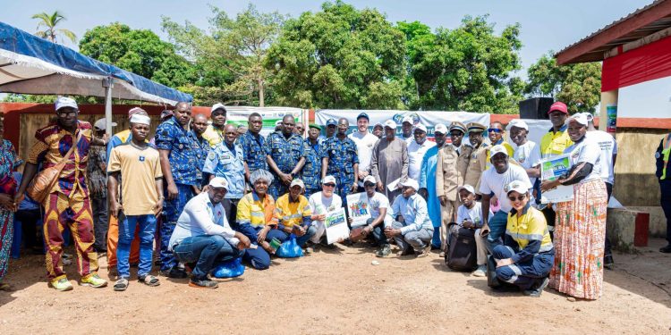 Sécurité routière : la campagne de sensibilisation le long du corridor de Simandou s’achève à Forécariah 1 Sécurité routière : la campagne de sensibilisation le long du corridor de Simandou s’achève à Forécariah
