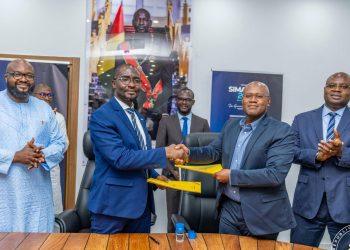 Simandou Academy : Le Président du Comité Stratégique de Simandou, Ministre Directeur de Cabinet de la Présidence, Djiba Diakité préside la signature d’un partenariat stratégique entre le SNABE et la SOGEB pour renforcer le capital humain