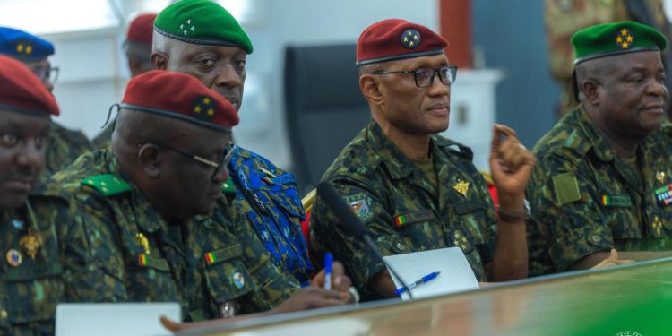 Défense de l'intégrité territoriale : "l'armée ne faillira jamais à sa mission de défense de l'intégrité du territoire" (Le Chef d'Etat Major des Forces Armées) 1 Défense de l’intégrité territoriale : « l’armée ne faillira jamais à sa mission de défense de l’intégrité du territoire » (Le Chef d’Etat Major des Forces Armées)