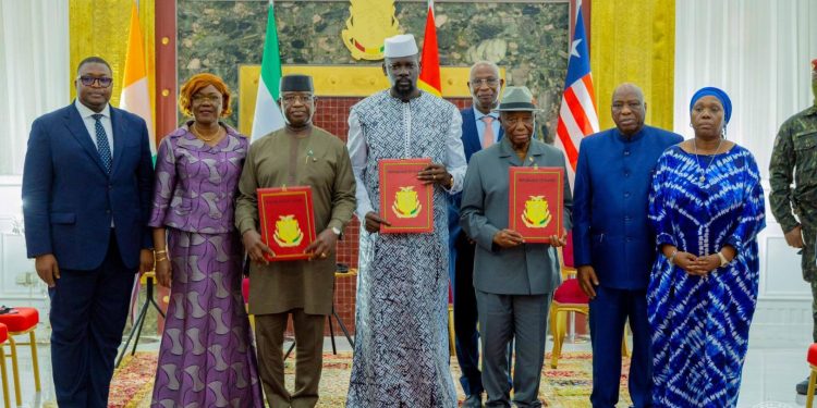Différends frontaliers : Voici le communiqué final du sommet de Conakry 1 Différends frontaliers : Voici le communiqué final du sommet de Conakry
