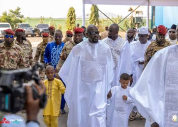 Aïd El-Fitr: Mamadi Doumbouya célèbre avec les fidèles sous le signe du vivre ensemble
