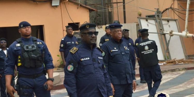 Fête de Ramadan : la police nationale renforce le dispositif sécuritaire dans les zones urbaines 1 Fête de Ramadan : la police nationale renforce le dispositif sécuritaire dans les zones urbaines