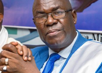 Tribune : « Qui a fabriqué l’instabilité ? … Ce sont les États hypertrophiés, hyper centralisés et hyper présidentialistes. » (Dr Faya Millimouno)