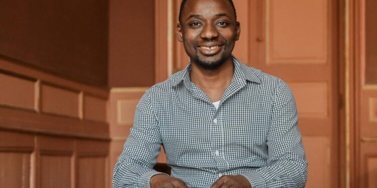 Pour un projet de loi encadrant la pratique du métier de communicant en République de Guinée (Kossa Camara) 1 Pour un projet de loi encadrant la pratique du métier de communicant en République de Guinée (Kossa Camara)