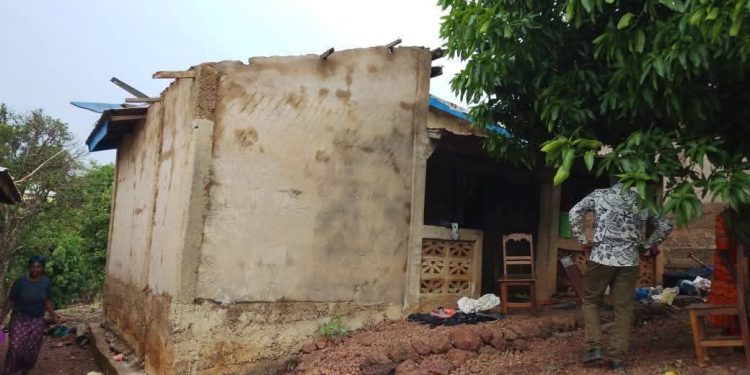 Violente pluie à Bandeya : plusieurs familles sinistrées après d’importants dégâts matériels 1 Violente pluie à Bandeya : plusieurs familles sinistrées après d’importants dégâts matériels