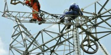 Banque mondiale et BAD : un premier jalon décisif vers les 300 millions d’Africains électrifiés