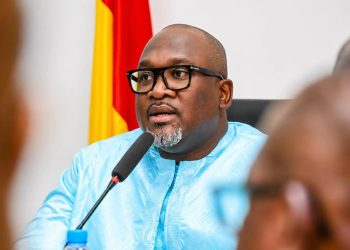 Aviculture : le ministre de l’Élevage alerte sur le risque de grippe aviaire après des foyers signalés en Côte d’Ivoire et au Sénégal