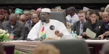 69ème sommet de la CEDEAO à Freetown : Mamadi Doumbouya éclaire sur les raisons de la création de l'institution 12 69ème sommet de la CEDEAO à Freetown : Mamadi Doumbouya éclaire sur les raisons de la création de l’institution