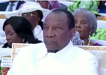 « Une page d&rsquo;histoire se tourne »: Alpha Condé rend hommage à Hadja Andrée Touré