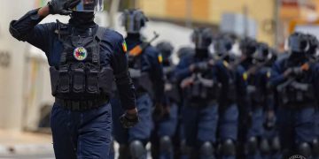 Trafic d'immigrants : la police guinéenne démantèle une fausse ambassade à Makeny (Sierra Leone) 10 Trafic d’immigrants : la police guinéenne démantèle une fausse ambassade à Makeny (Sierra Leone)