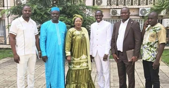 Siguiri érigée en région administrative : le député Karamo Diawara remercie le Président Mamadi Doumbouya et invite les populations à mériter la confiance 1 Siguiri érigée en région administrative : le député Karamo Diawara remercie le Président Mamadi Doumbouya et invite les populations à mériter la confiance