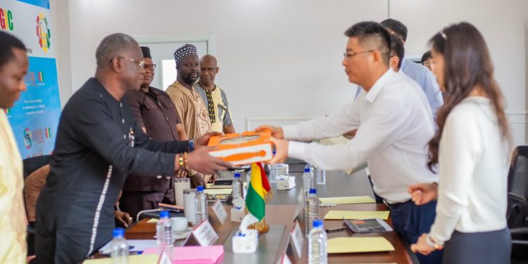 MINES: AGB2A-GIC et Yellow River veulent élargir leur coopération en Guinée