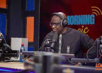 Lamine Guirassy : depuis quand critiquer fait-il de vous un opposant ?(Par Gaspard Koïkoï) 2 Lamine Guirassy : depuis quand critiquer fait-il de vous un opposant ?(Par Gaspard Koïkoï)