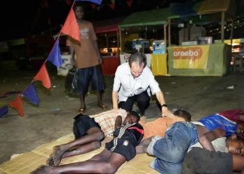 Obsèques du Père Étienne-Marie Strirnemann : les orphelins de Guinée sollicitent l’appui de Mamadi Doumbouya pour obtenir deux visas pour la France 2 Obsèques du Père Étienne-Marie Strirnemann : les orphelins de Guinée sollicitent l’appui de Mamadi Doumbouya pour obtenir deux visas pour la France